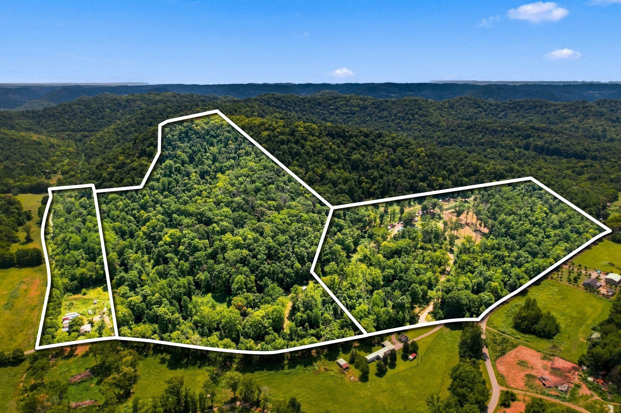 Photo for MLS 3544483 in 5056 Claiborne Ln Hartsville, TN - 37074