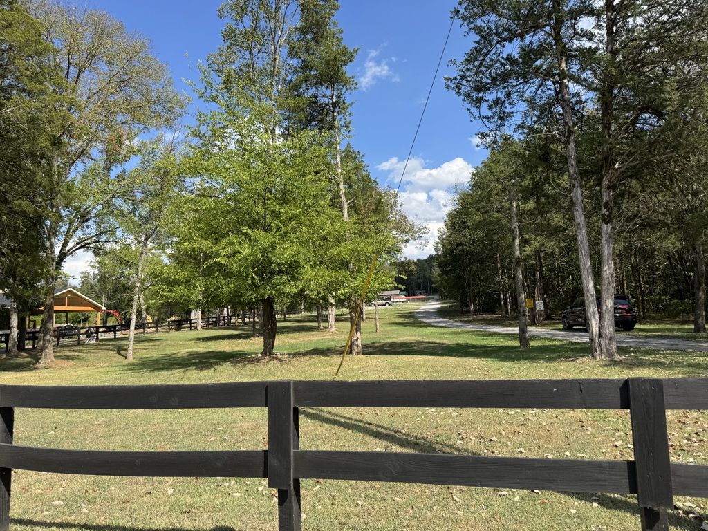 905 Chapel Hill Pike, Eagleville