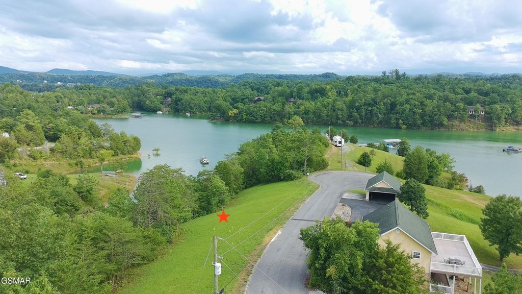 16 Morning View Lane, Sevierville