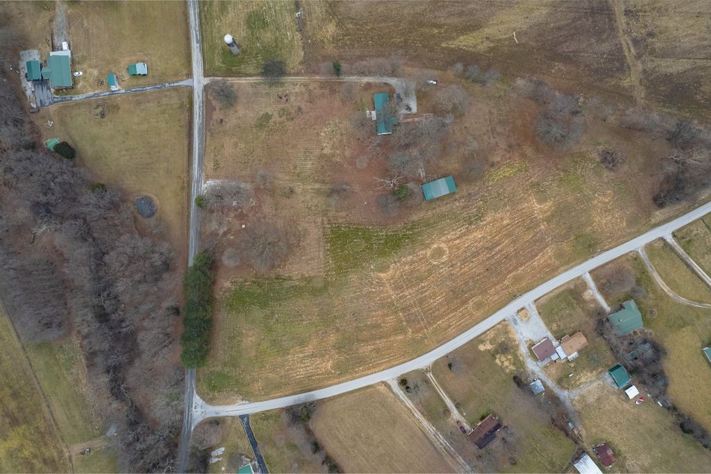 10266 Ragsdale Rd, Manchester
