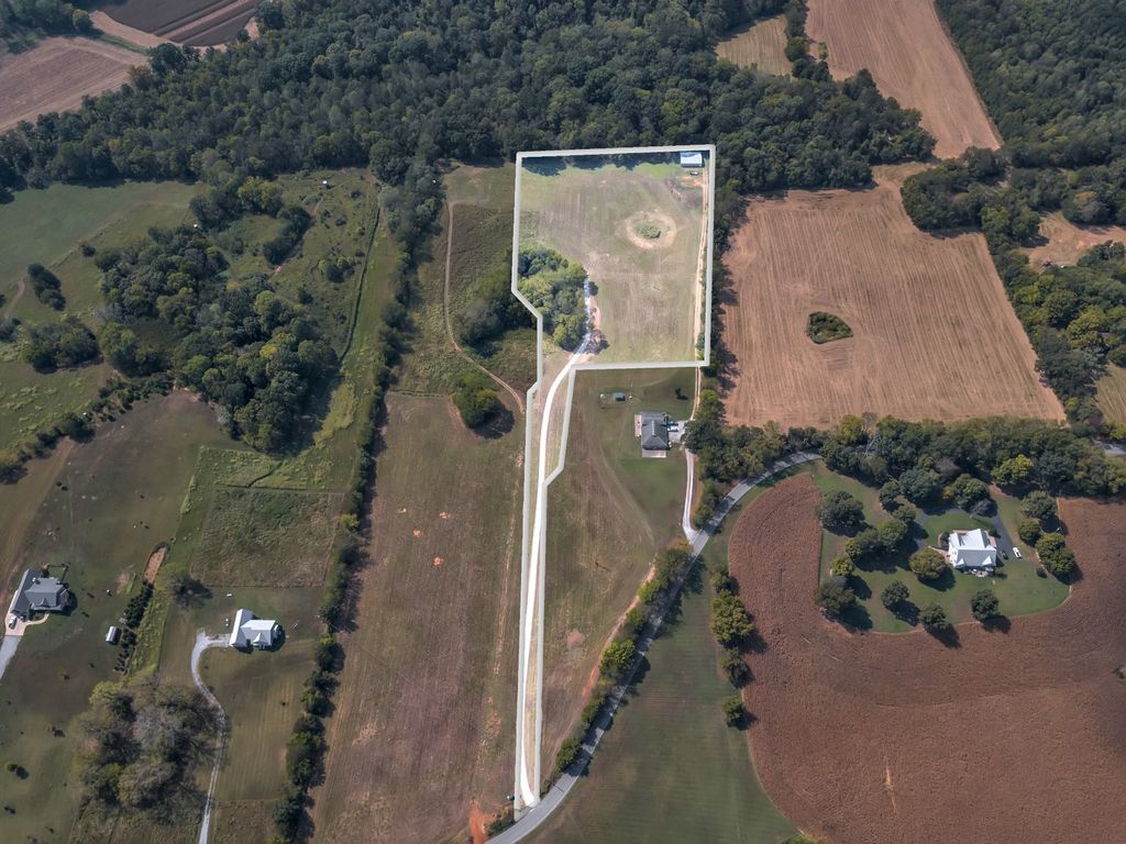 2 Buzzard Creek, Cedar Hill