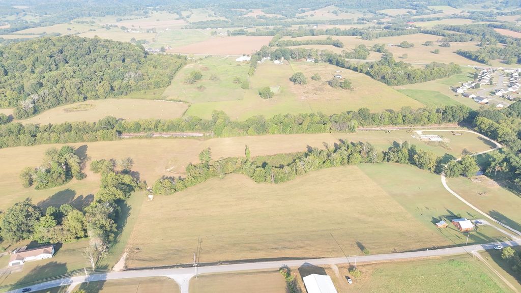 0 Ostella Rd, Cornersville