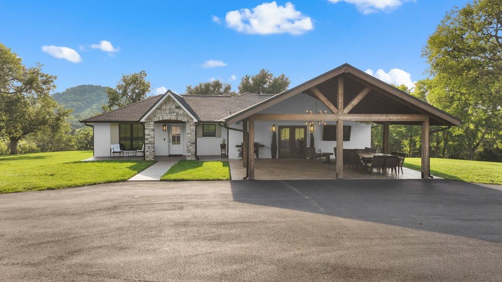 3201 Hwy 231 S, Shelbyville
