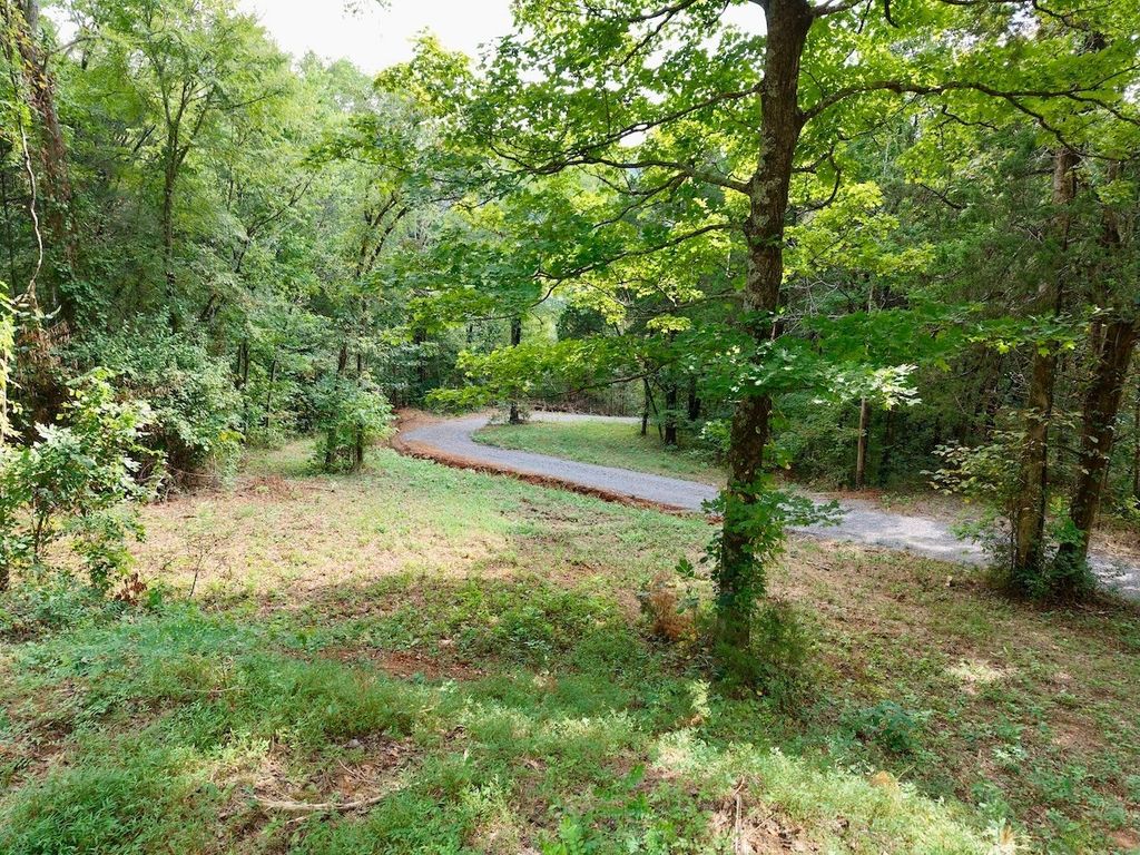 0 Ford Ln, Bradyville