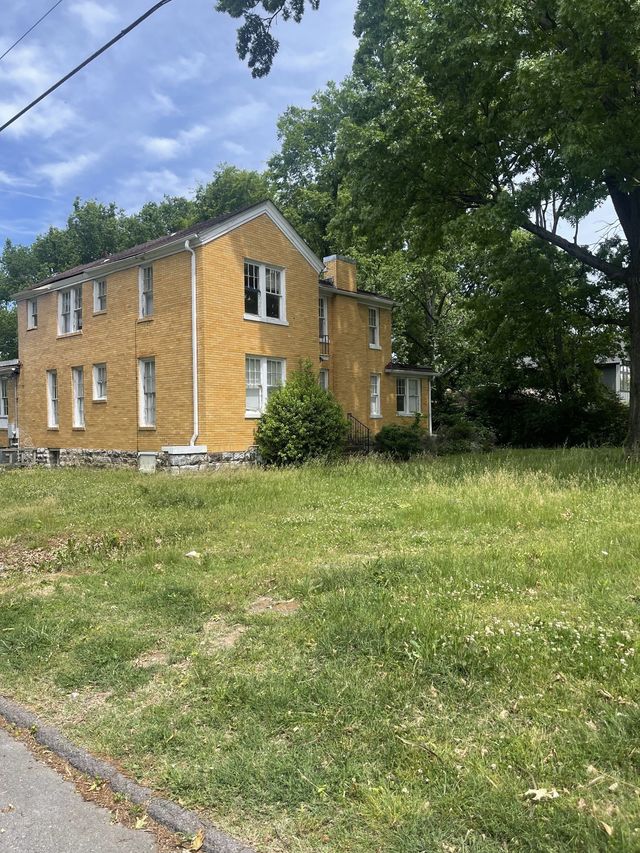 501 Douglas Ave, Nashville