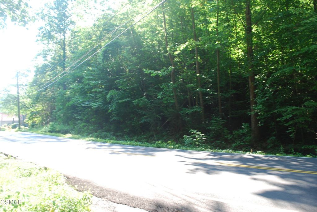 650 Glades Road, Gatlinburg