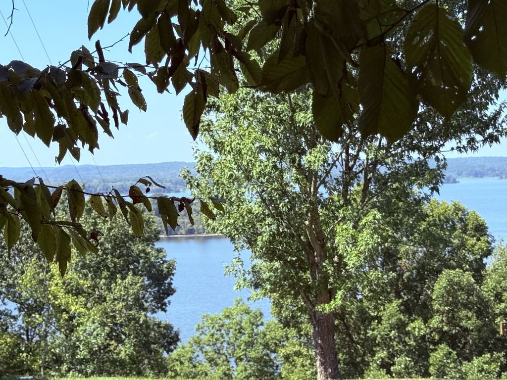 510 Big Richland Dr, Waverly