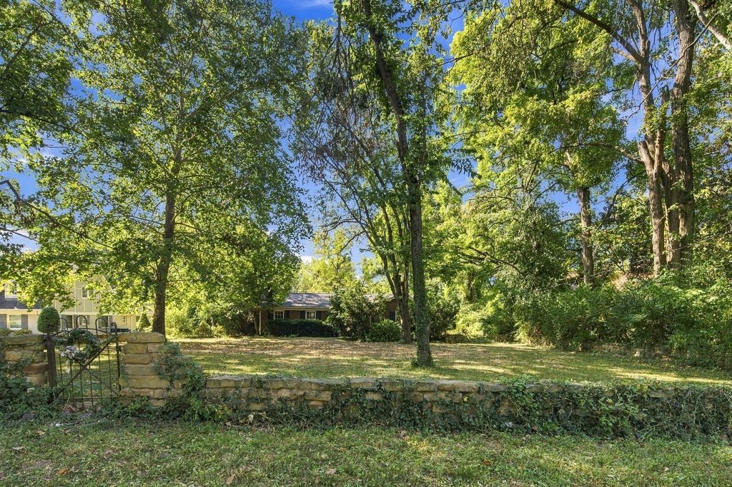 928b Caldwell Ln, Nashville