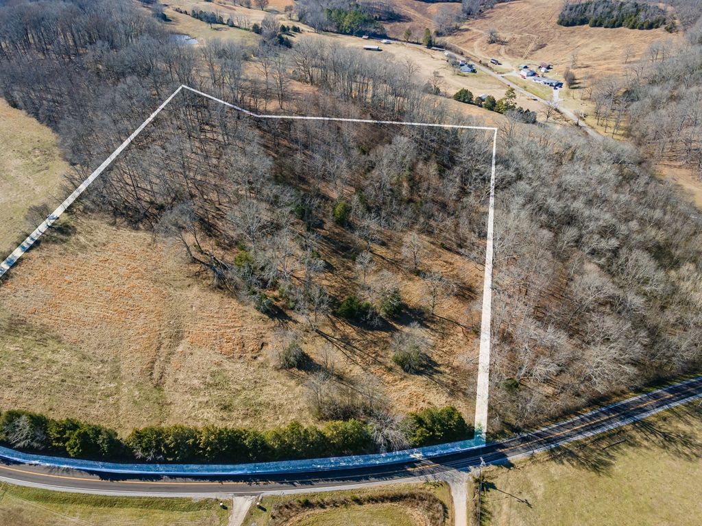 0 Hurricane Creek Rd, Lawrenceburg
