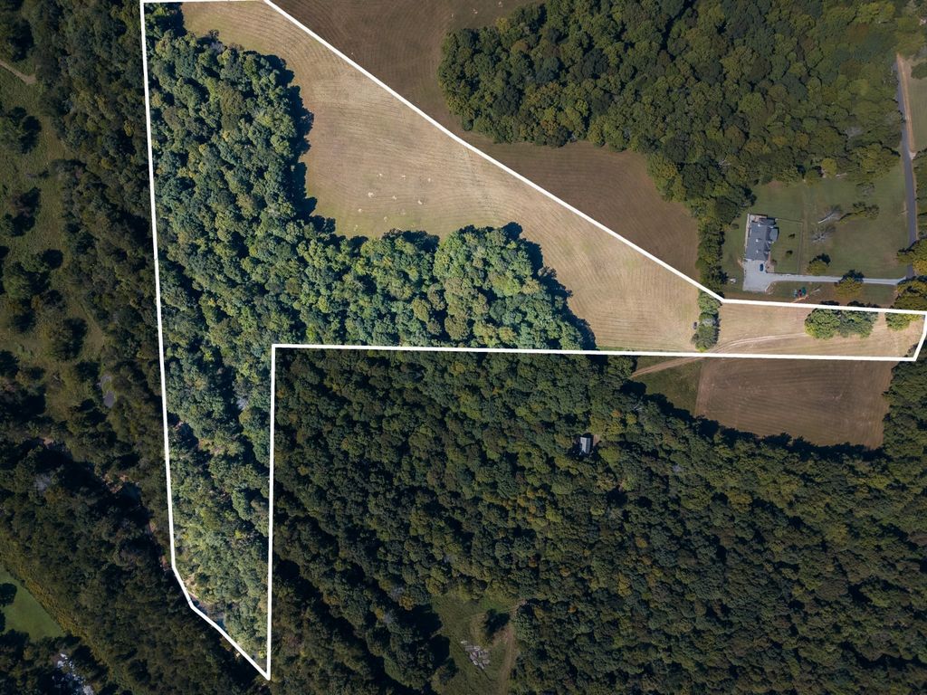 4 Albert Fentress Rd, Greenbrier