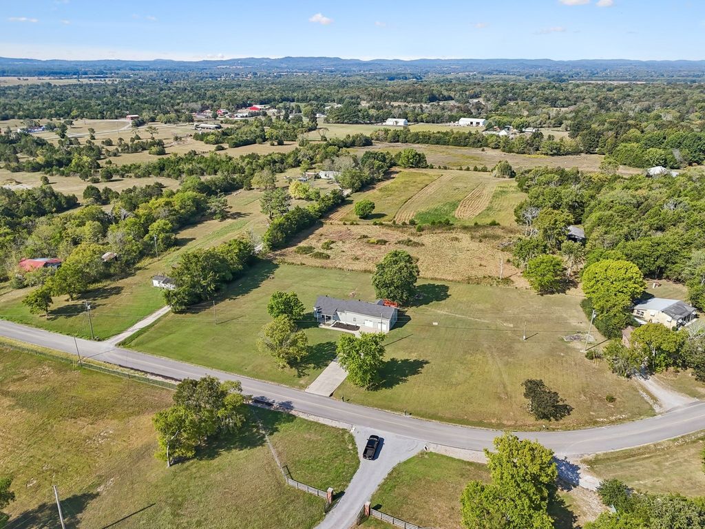 5848 Morgan Rd, Rockvale