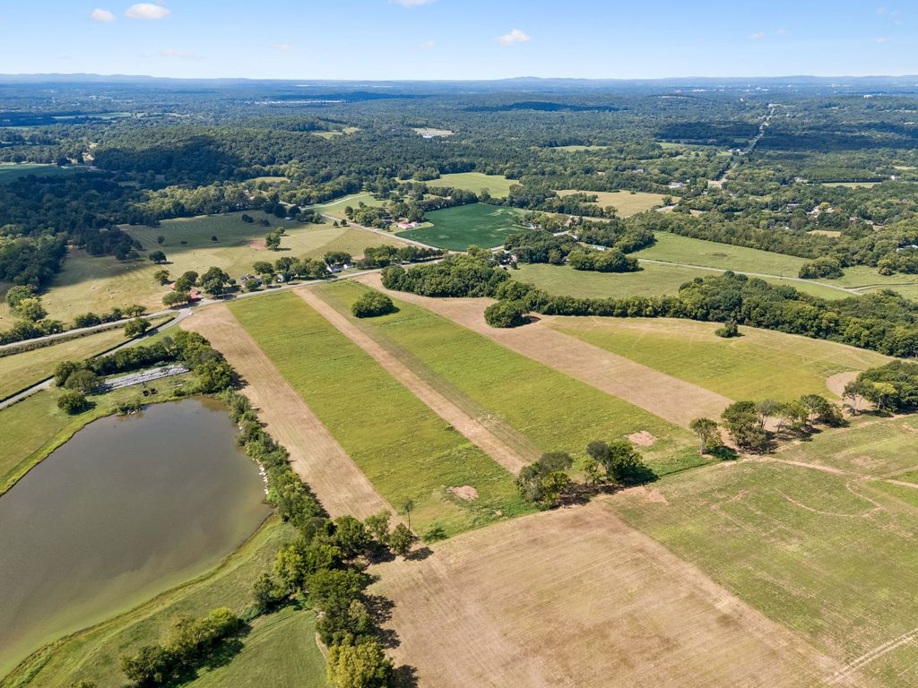 0 Halls Hill Pike, Murfreesboro