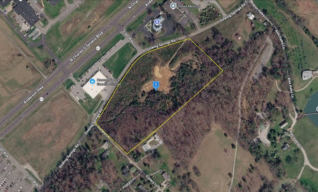 950 Sinking Springs Rd, Clinton