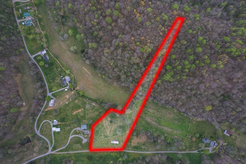 109 Creek Bend Ln, Manchester