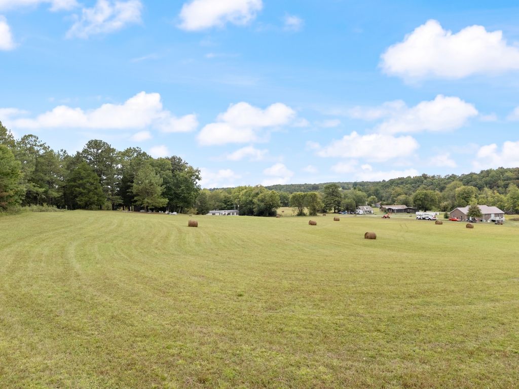 0 White Oak Rd, Mc Ewen