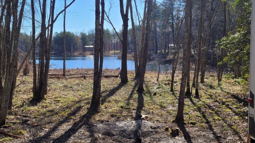 110 Mohawk Dr, Crossville