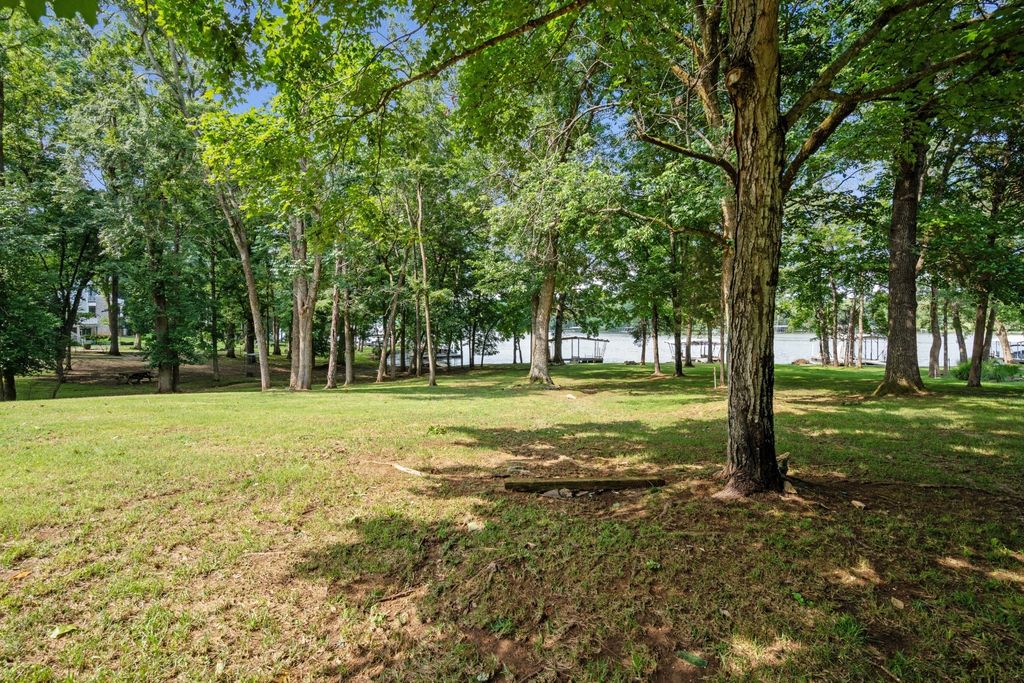 680 Gay Winds Dr, Mount Juliet