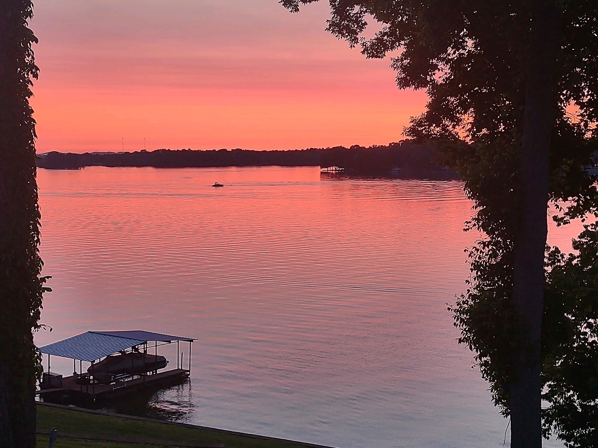 Old Hickory Homes with Fireplaces