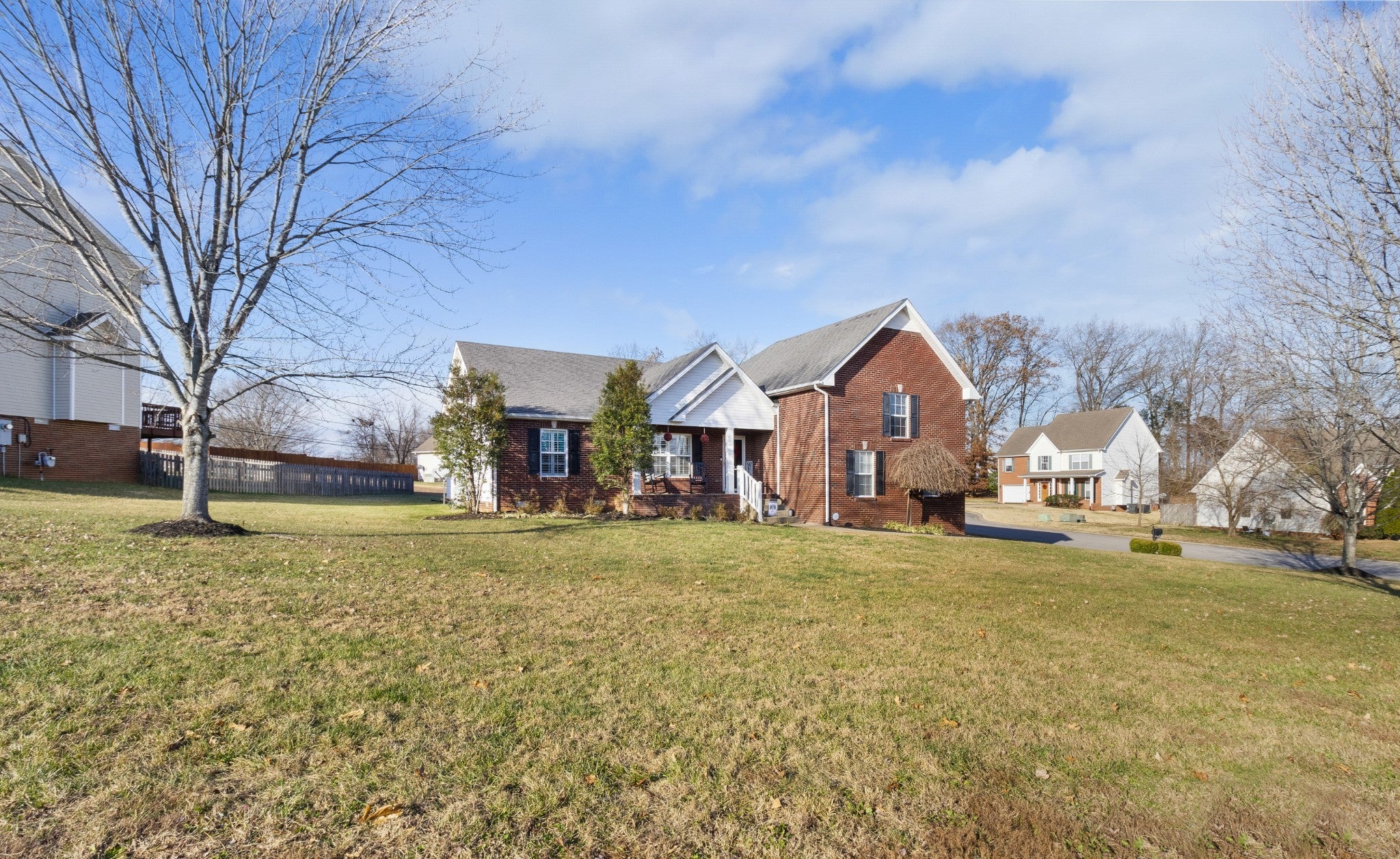 Holly Point Homes For Sale Clarksville TN
