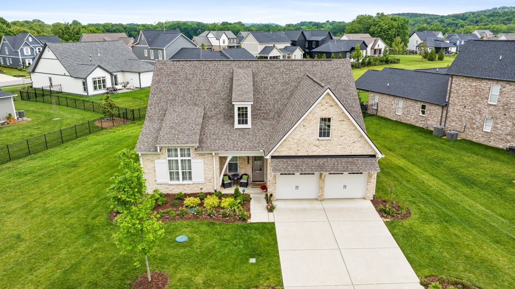 7452 Flatbush Dr, College Grove Property Listing MLS® 2655682