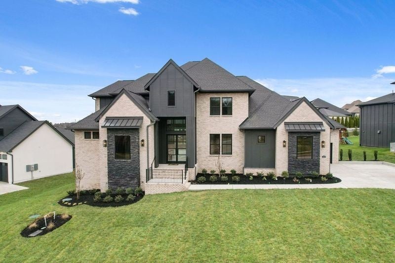 Photo of Listing #2665028