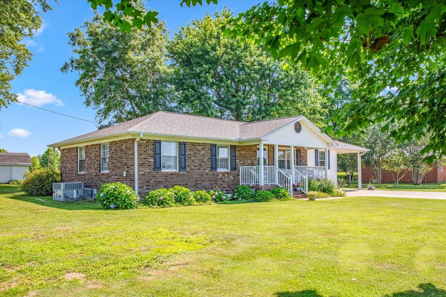 Photo of Listing #2667182