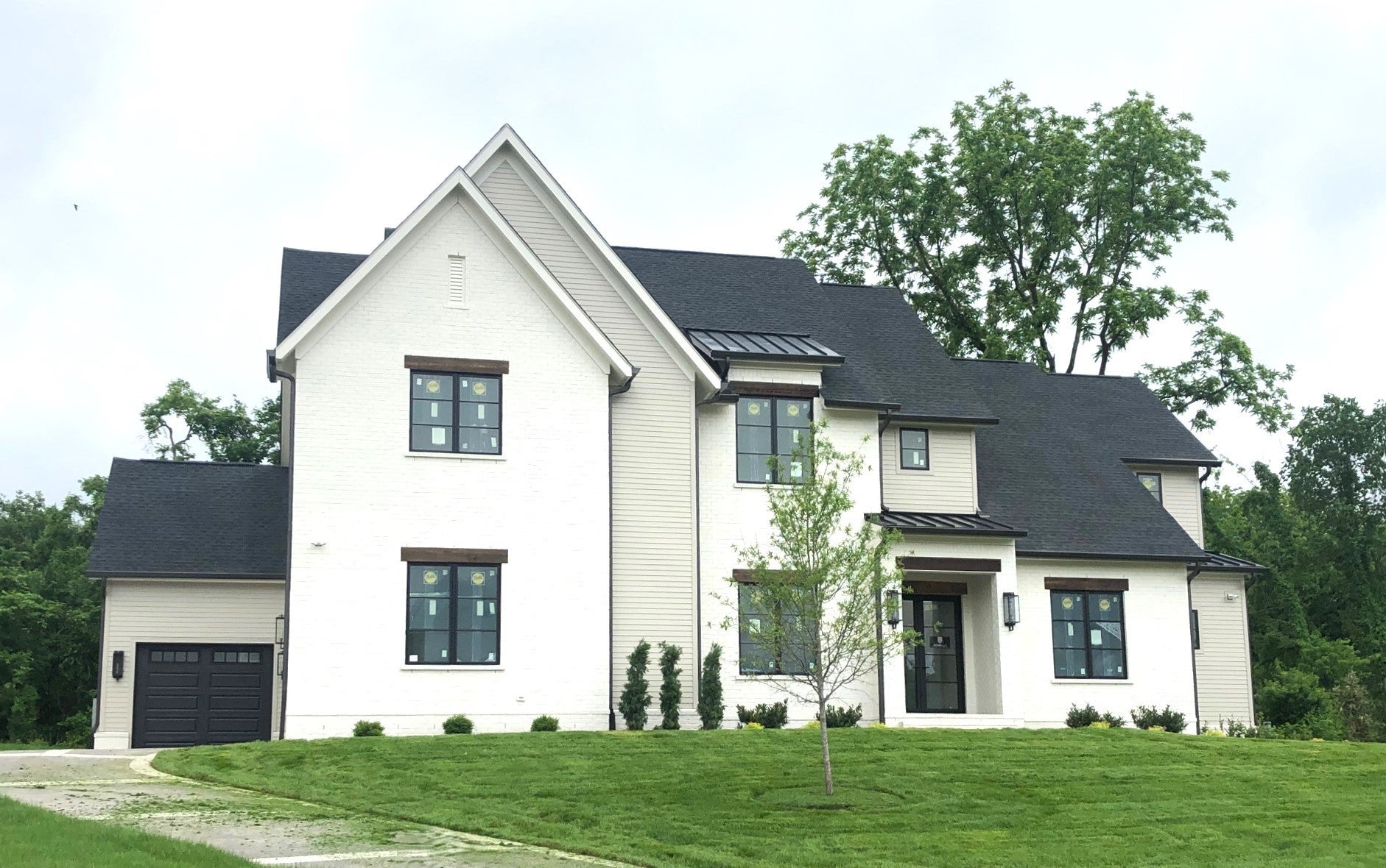 Photo of Listing #2677138