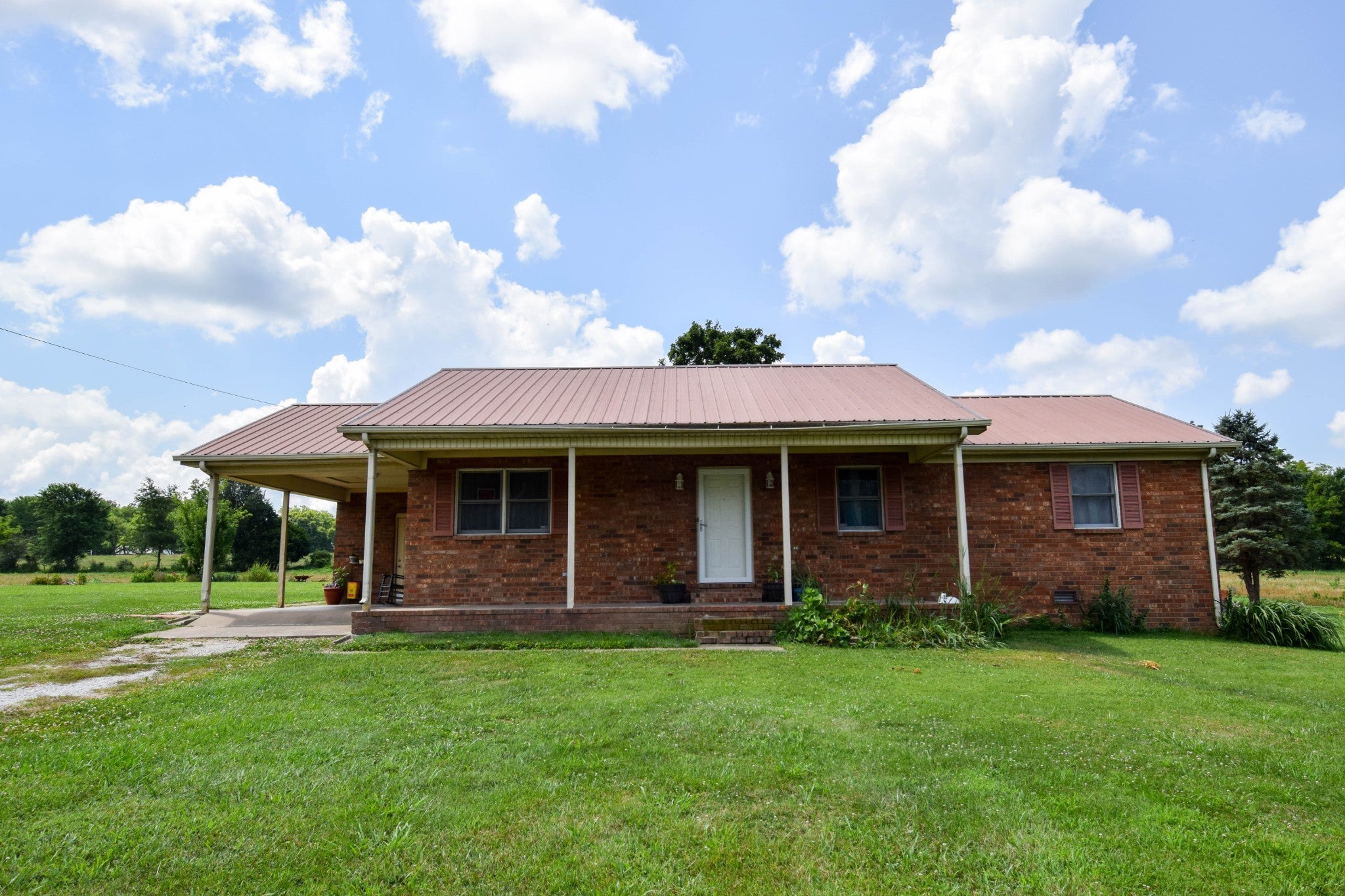 Photo of Listing #2678575
