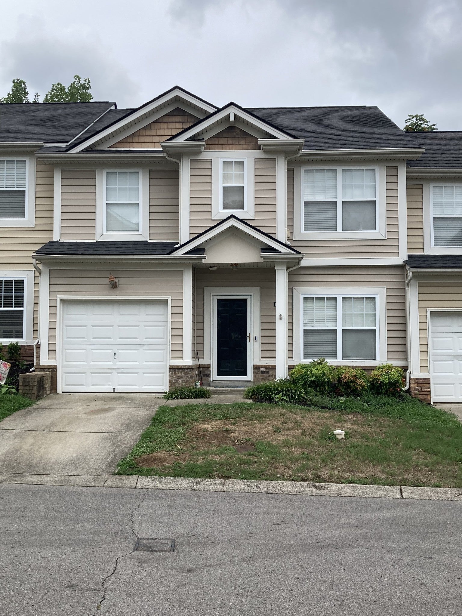 Photo of Listing #2684242