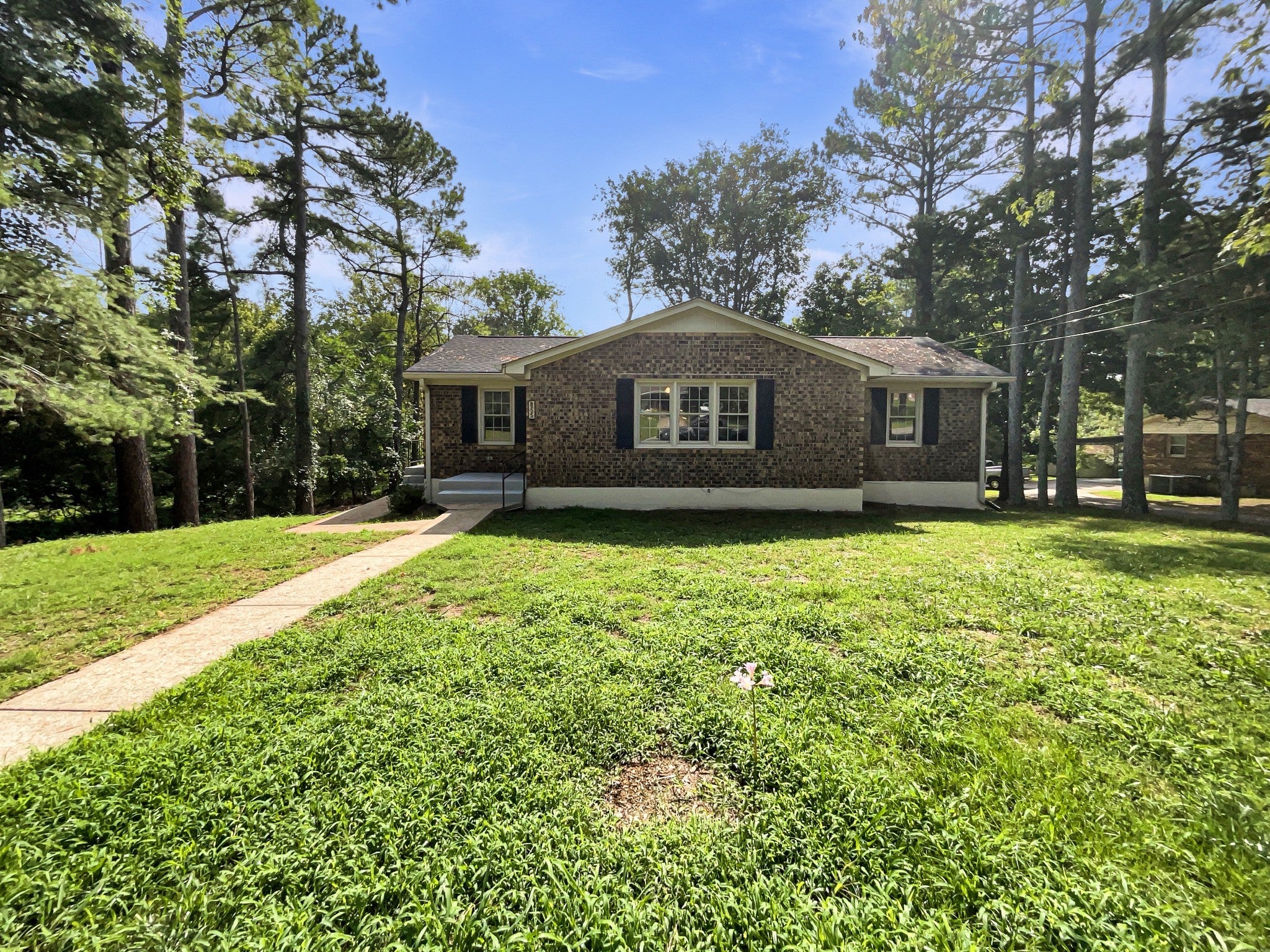 Photo of Listing #2688095