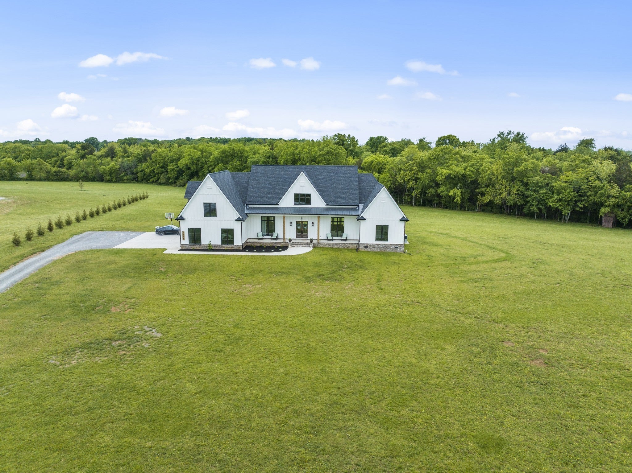 Photo of Listing #2690289