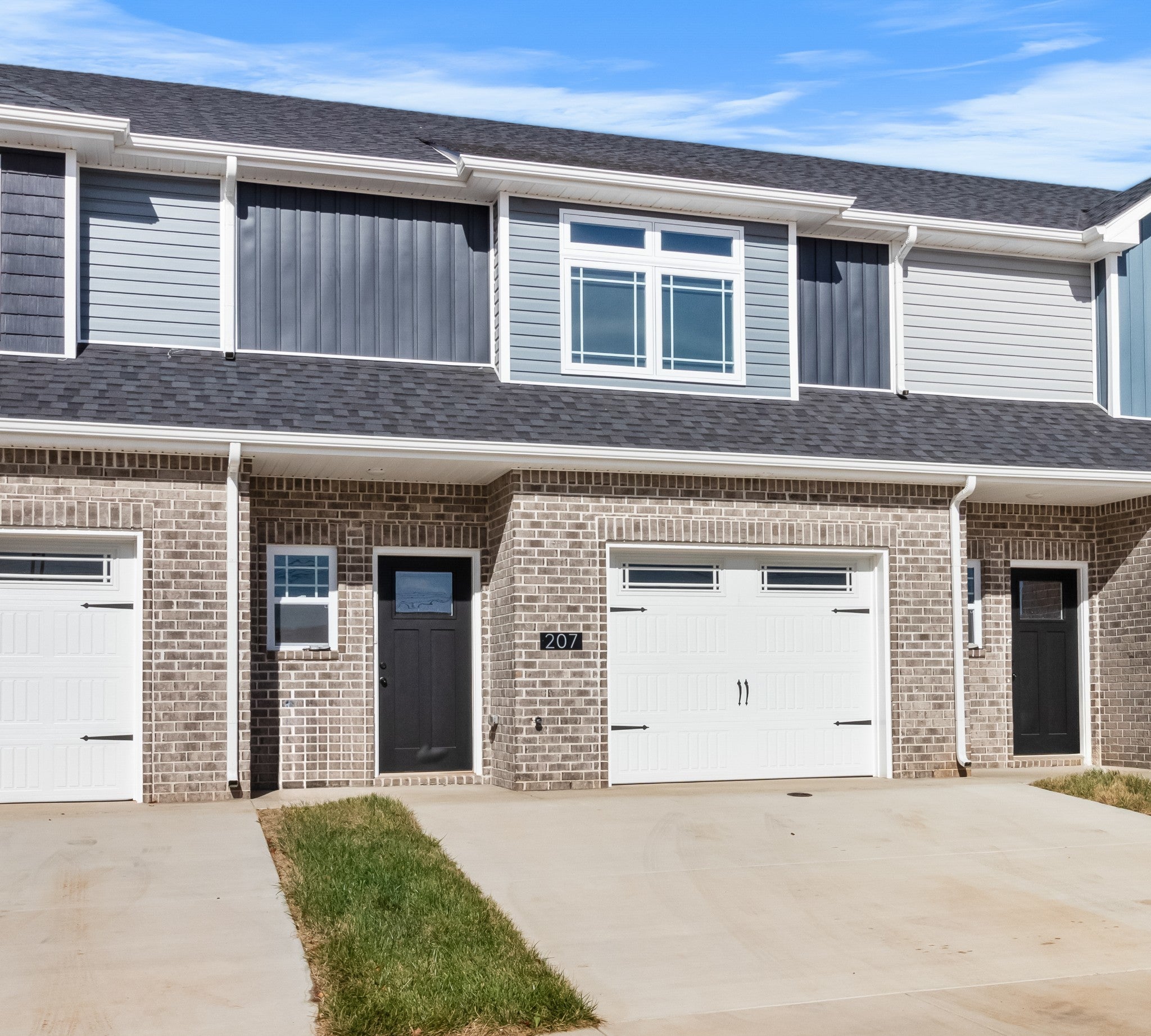 Photo of Listing #2693572