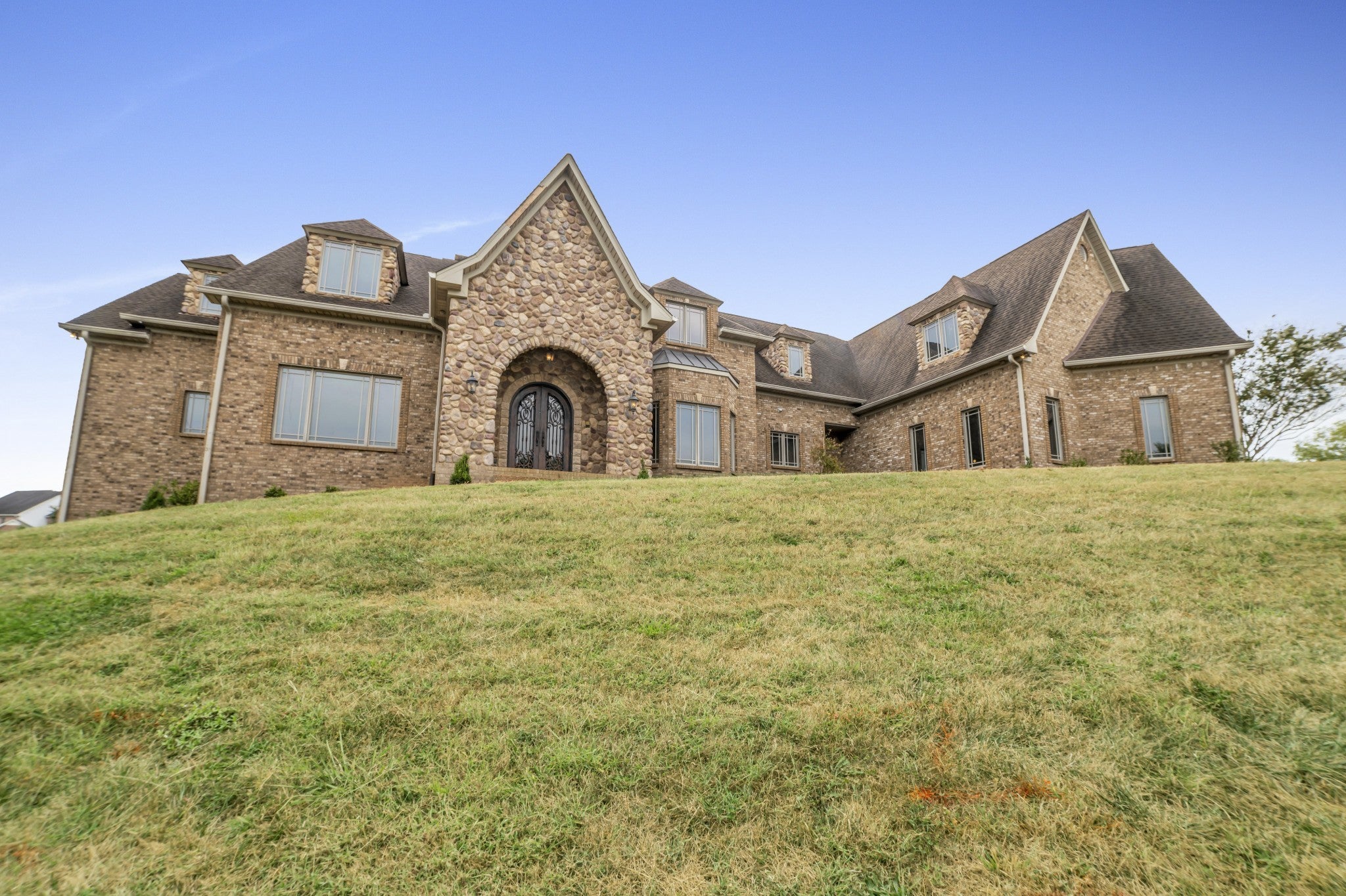 Photo of Listing #2695832