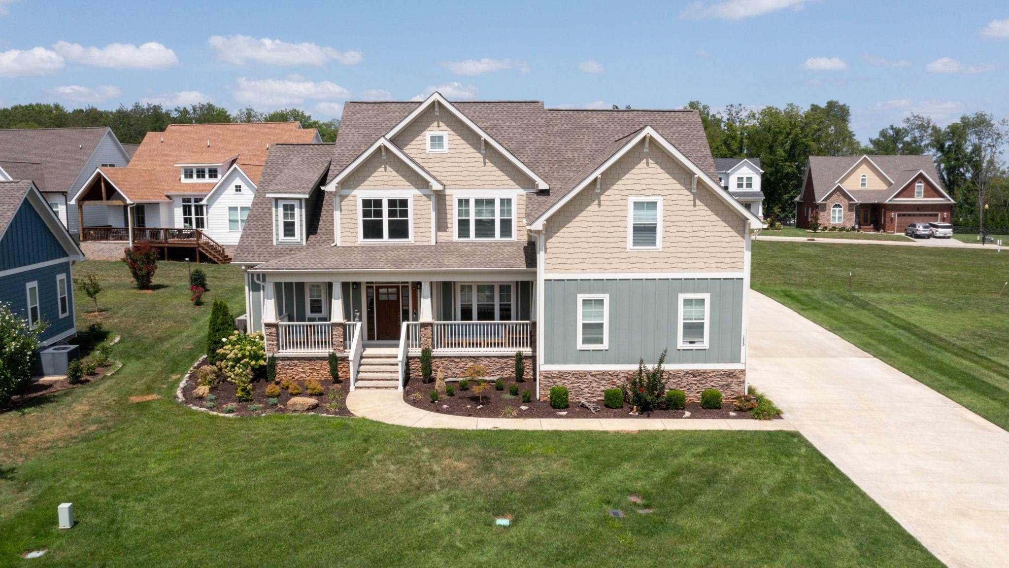 Photo of Listing #2696011