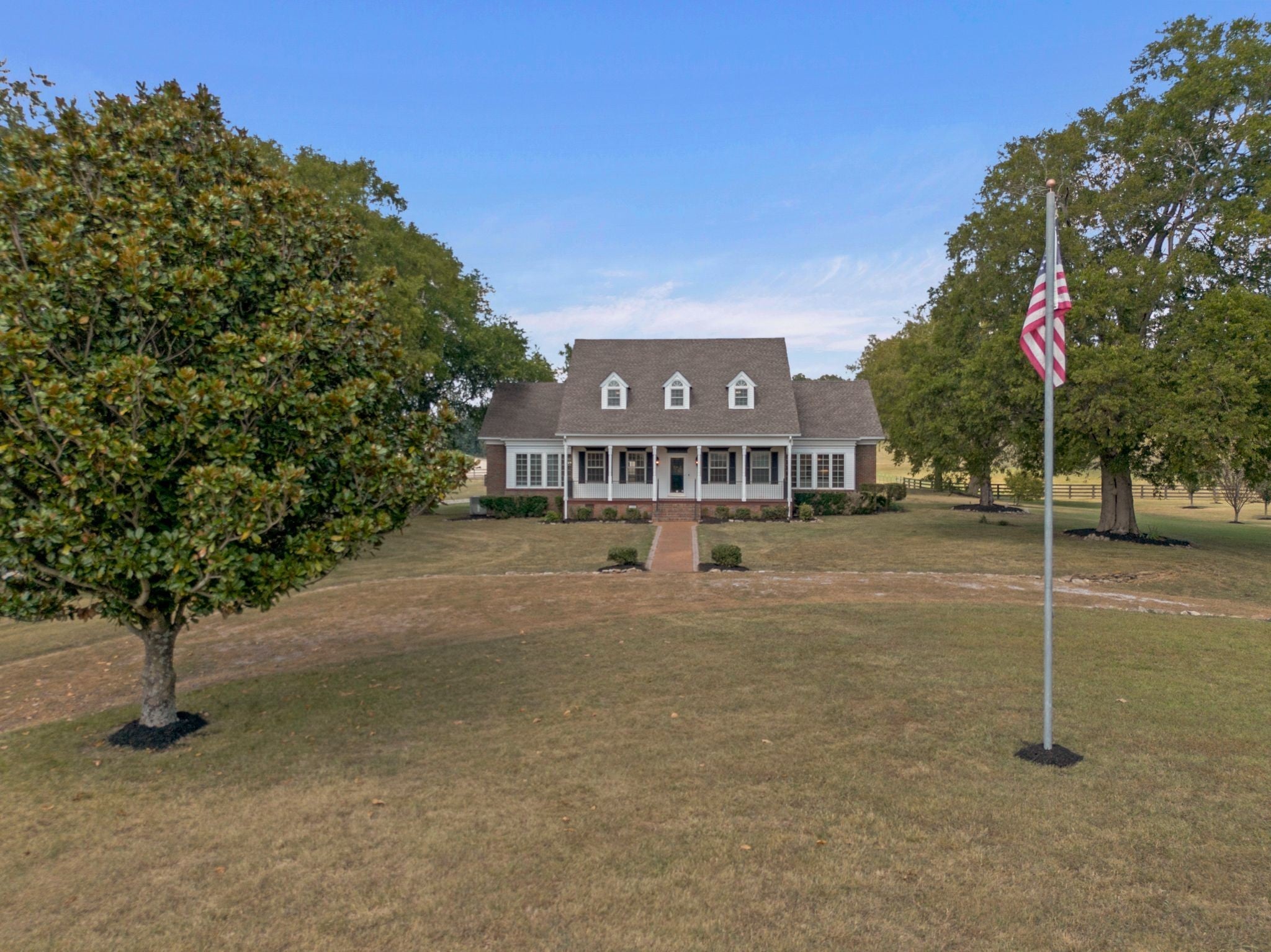 Photo of Listing #2697955