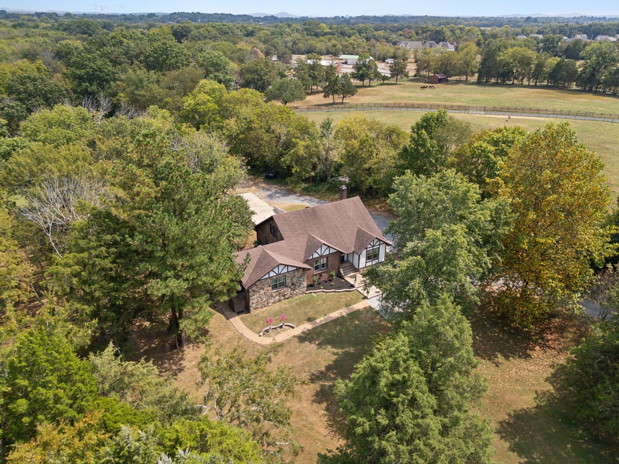 Photo of Listing #2698374