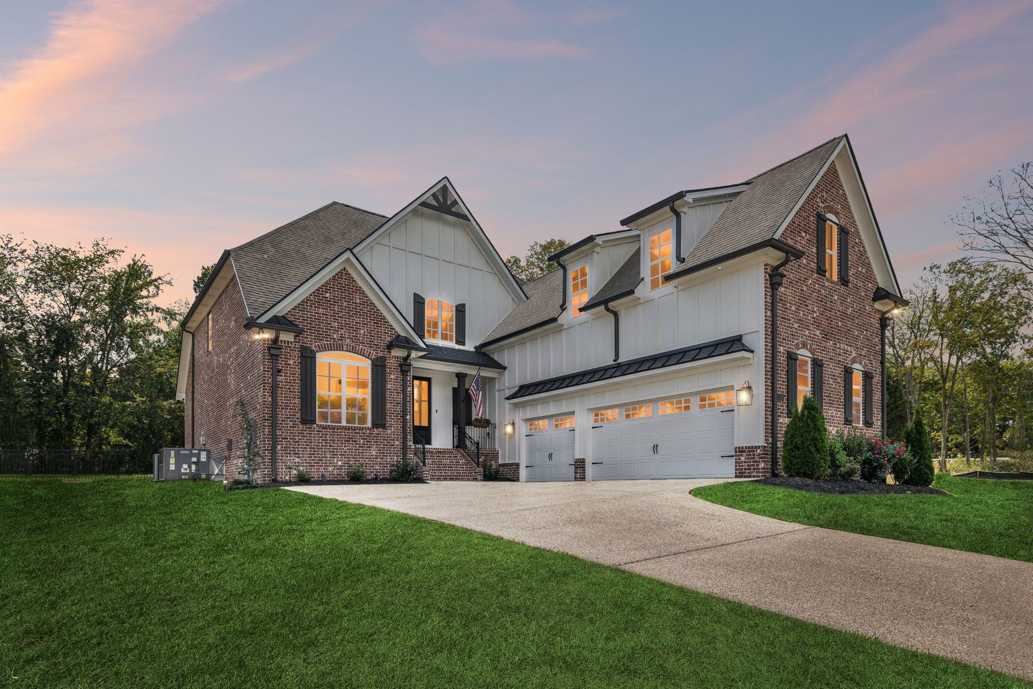 Photo of Listing #2699121