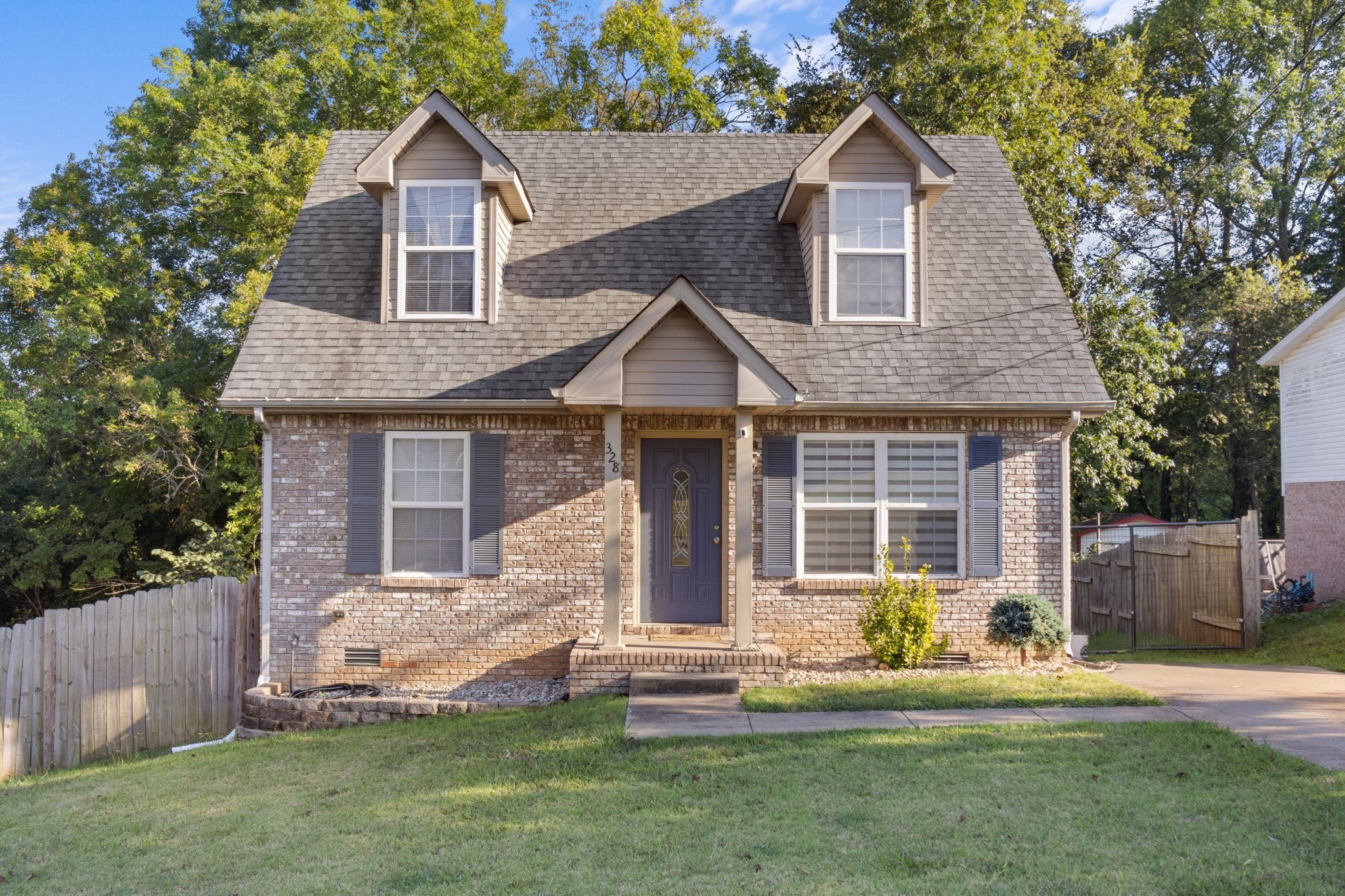 Photo of Listing #2701906