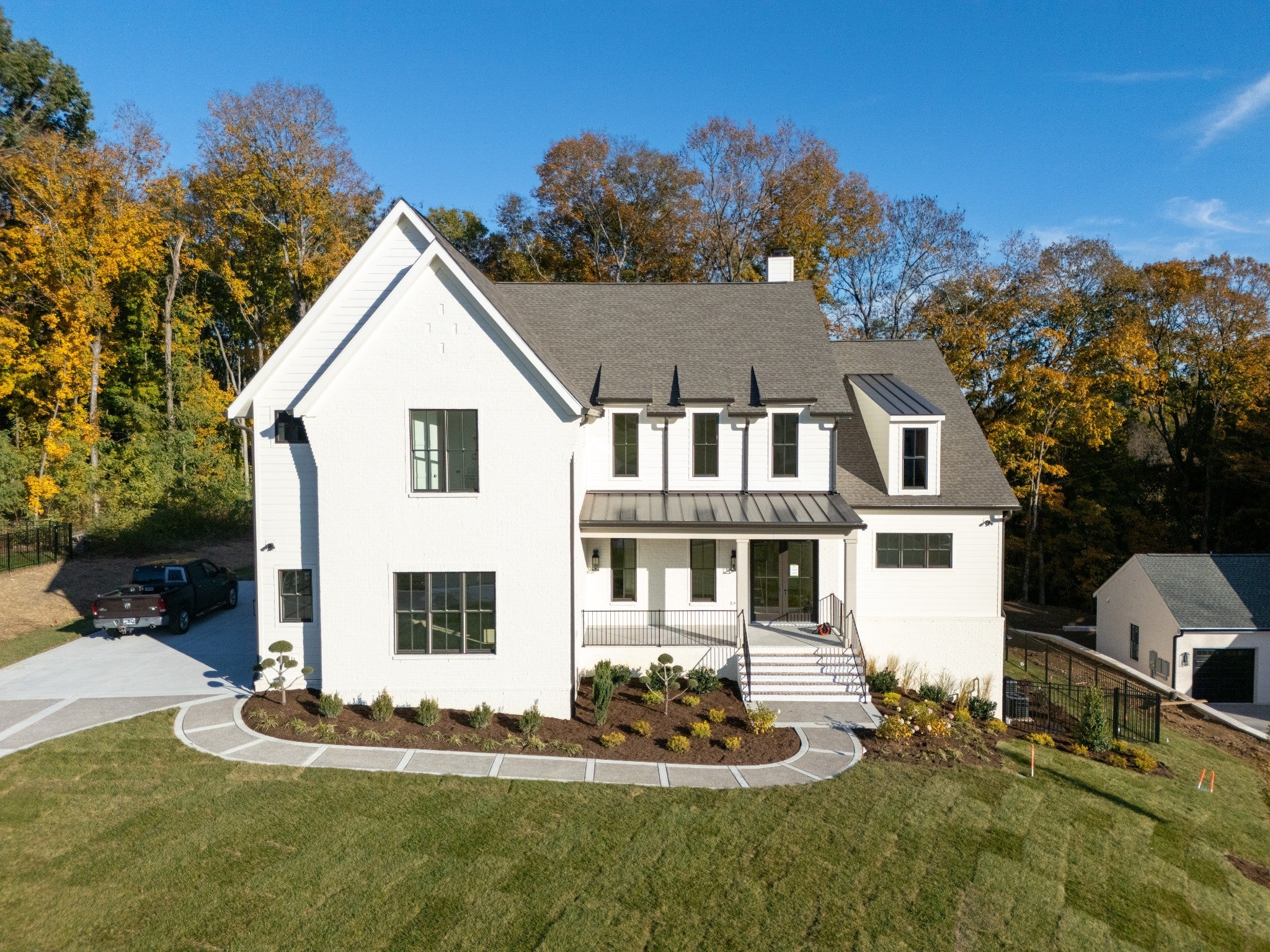 Photo of Listing #2703606