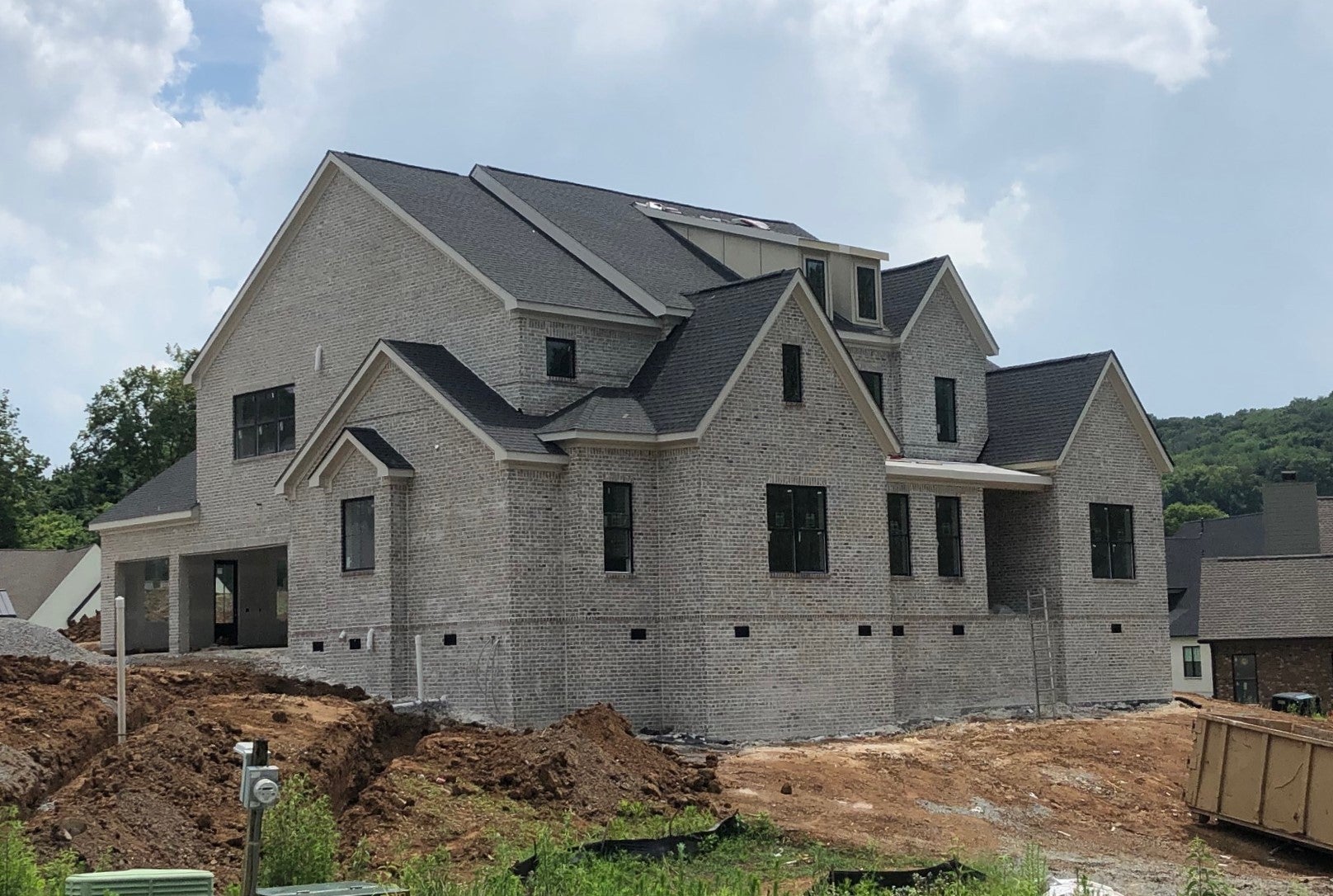 Photo of Listing #2740388