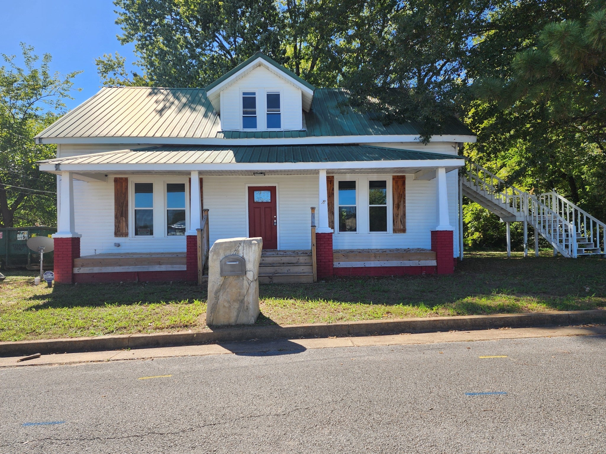 Photo of Listing #2745842
