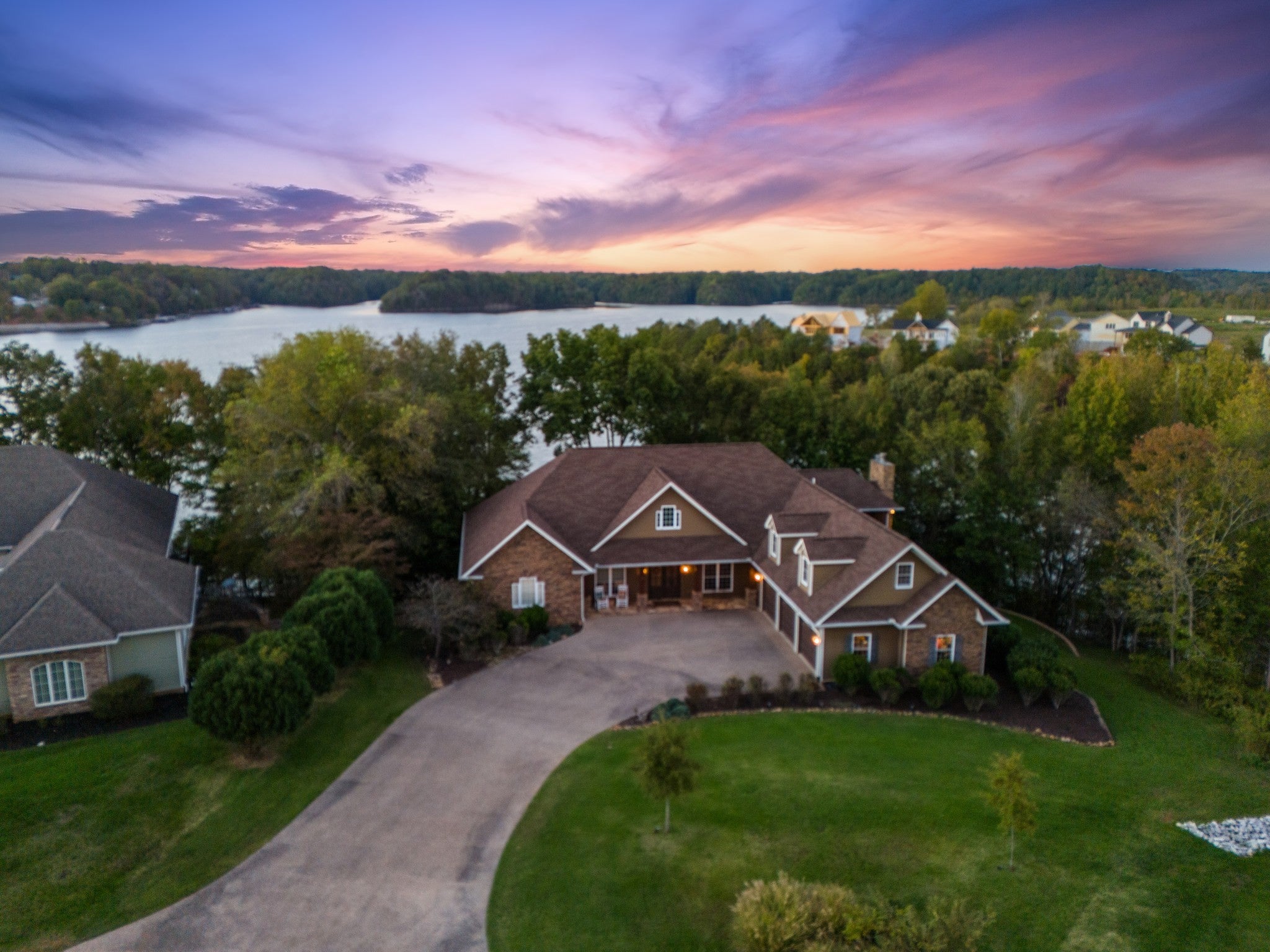 Photo of Listing #2748901