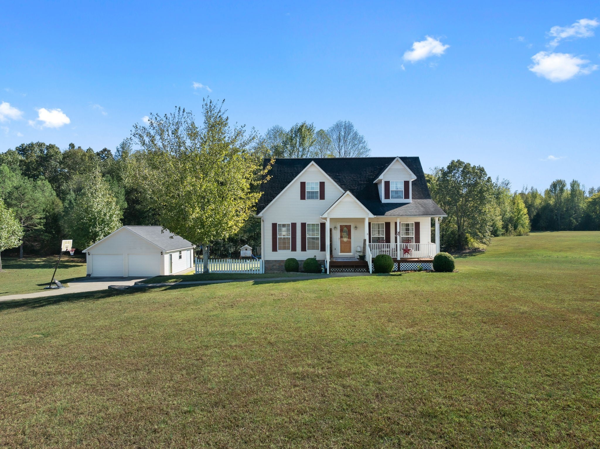 Photo of Listing #2750125