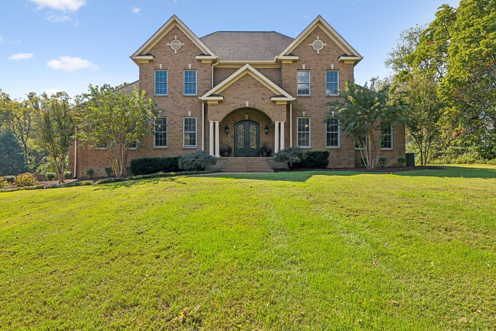 Photo of Listing #2752419
