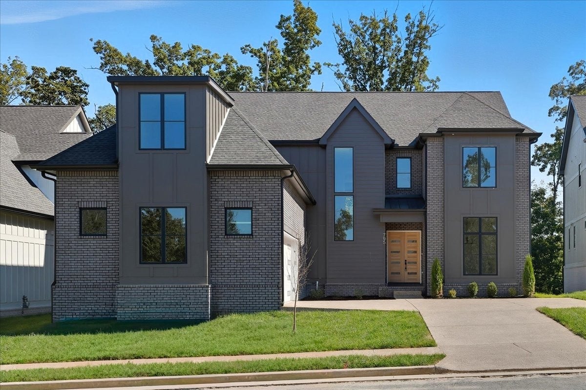 Photo of Listing #2753310