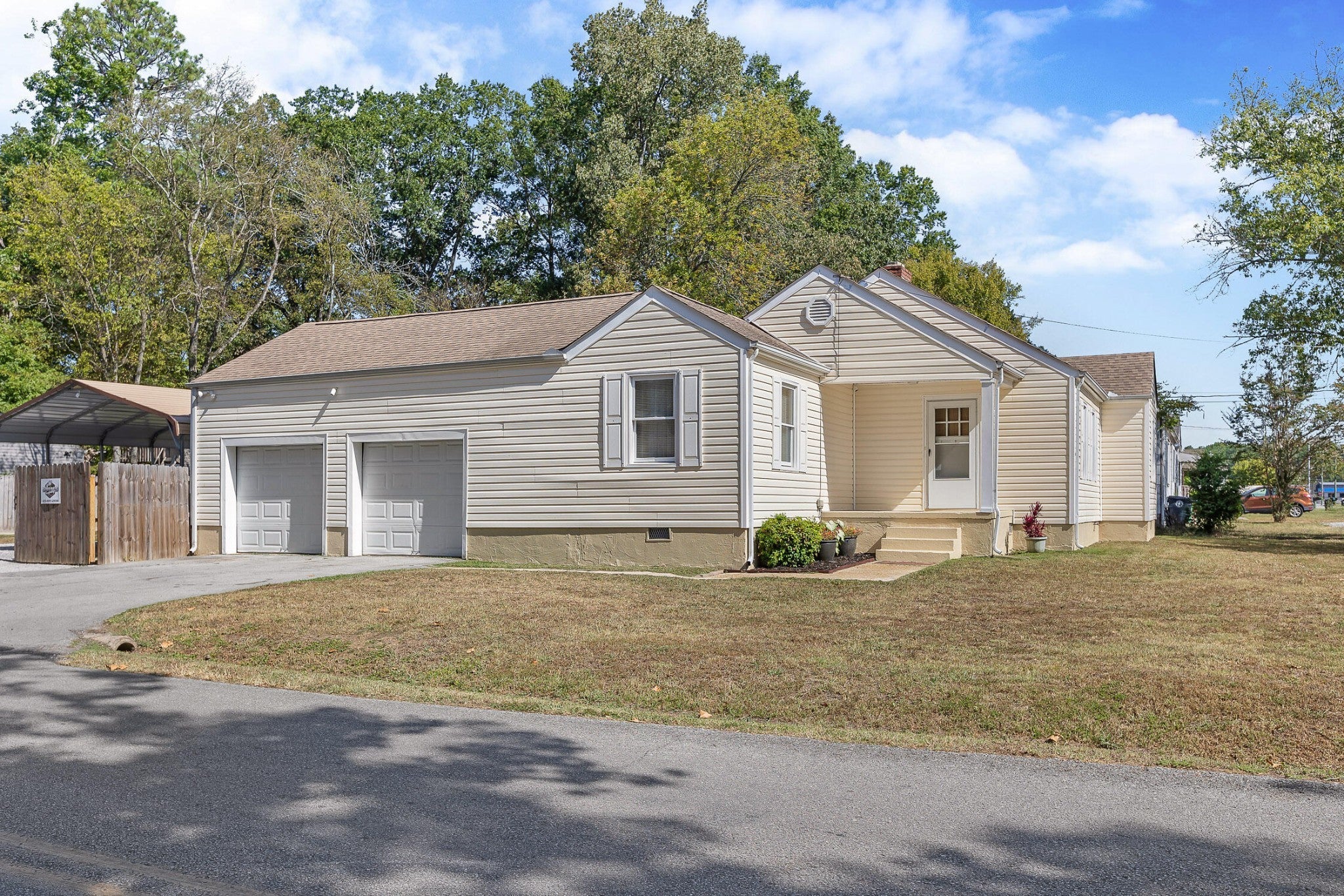 Photo of Listing #2753701