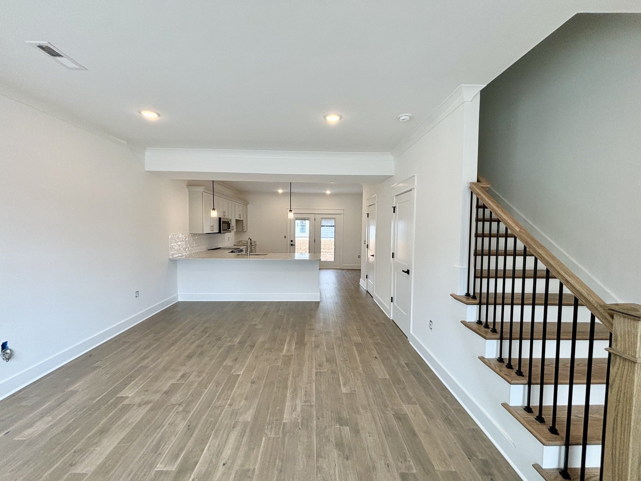 Photo of Listing #2757381