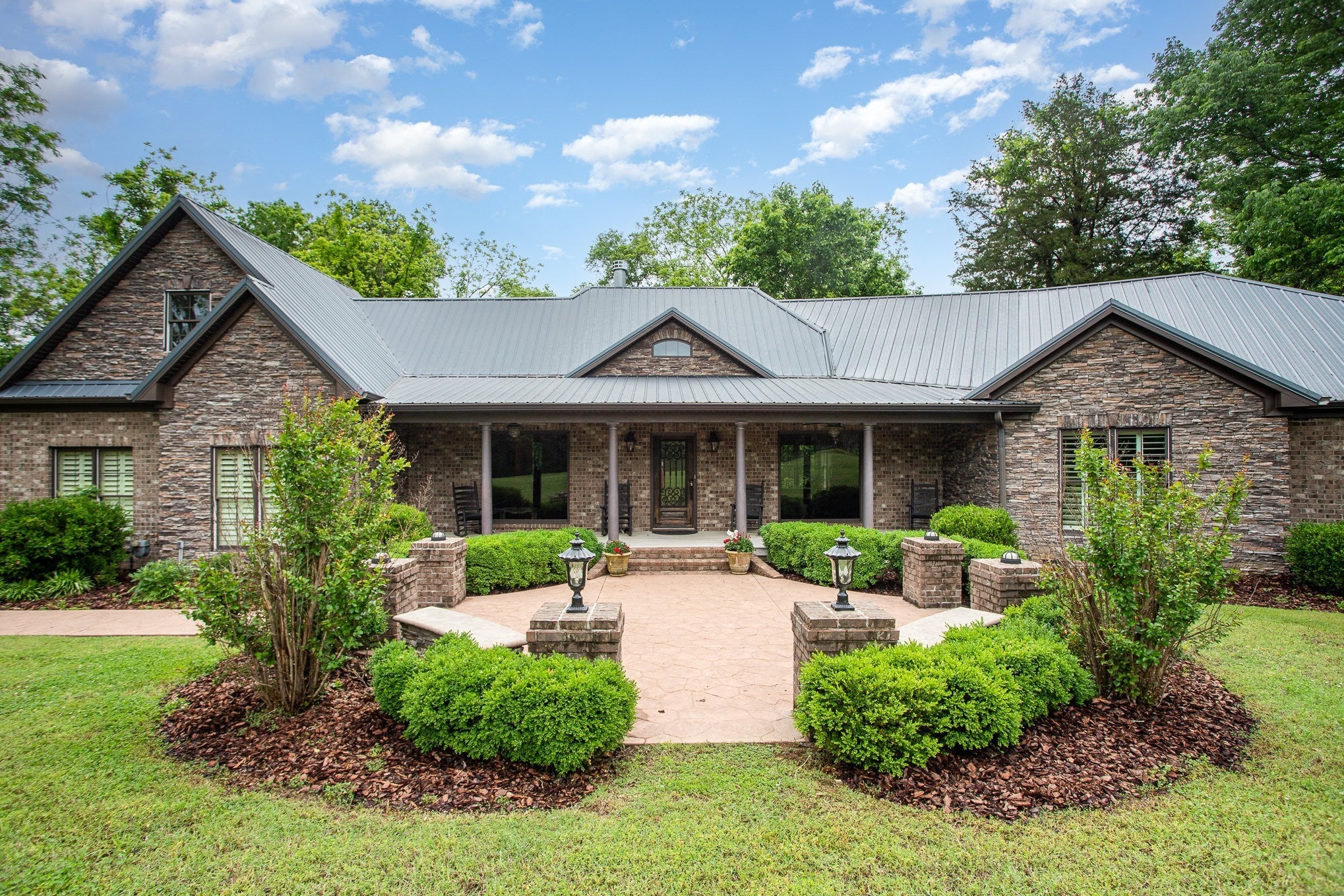 Photo of Listing #2758808