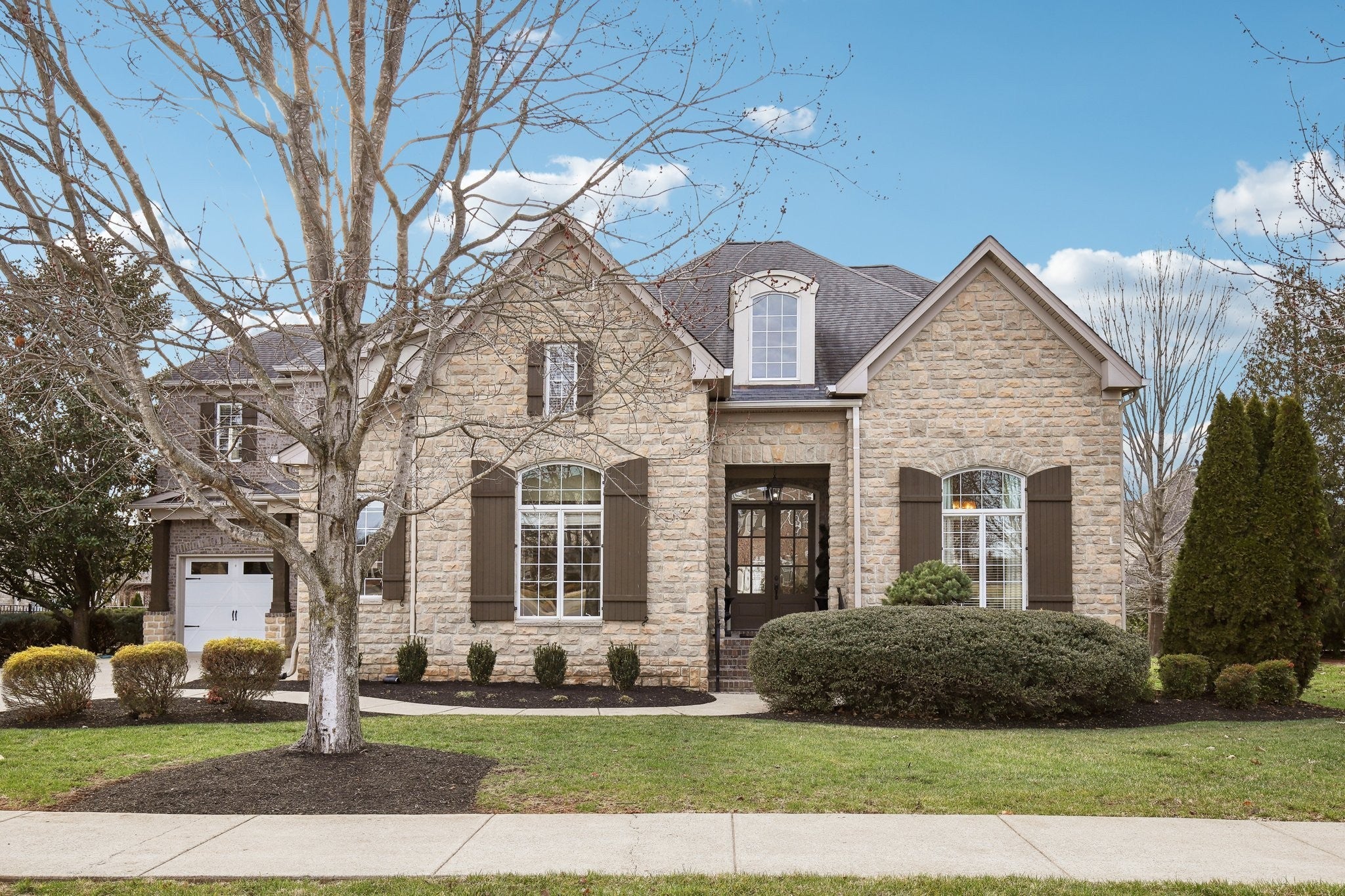 Photo of Listing #2763798