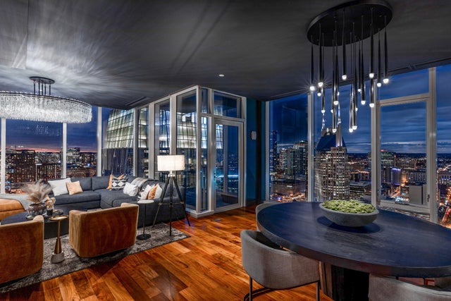 160 2nd Ave S 3001, Nashville